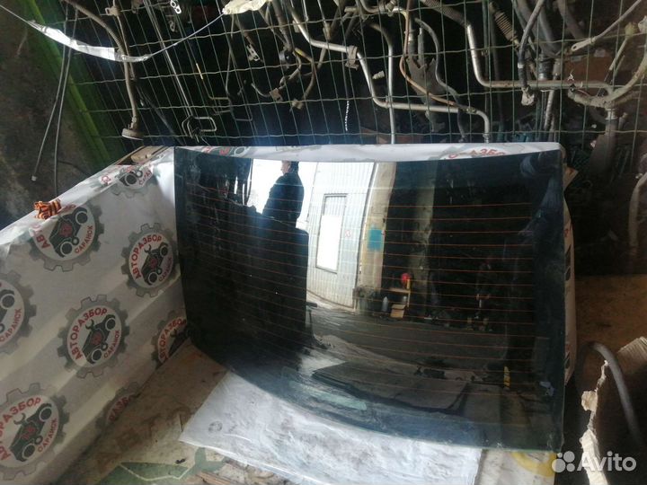 Заднее стекло Opel Astra H, седан