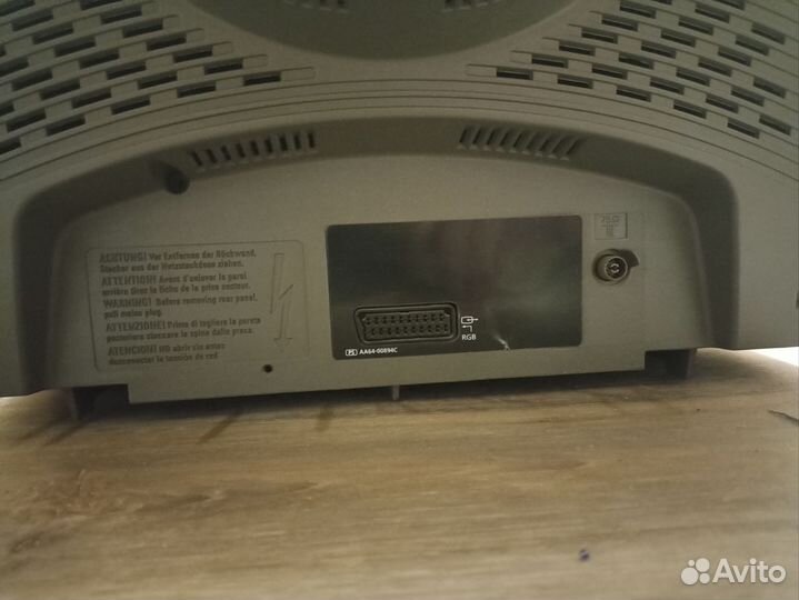 Телевизор samsung