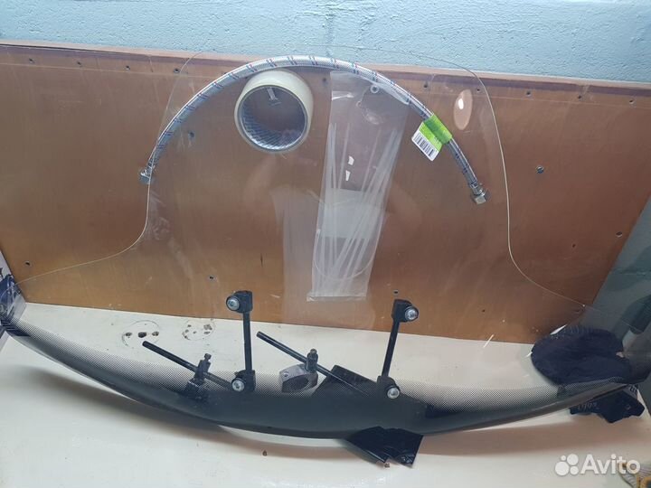 Лобовое стекло для квадроцикла