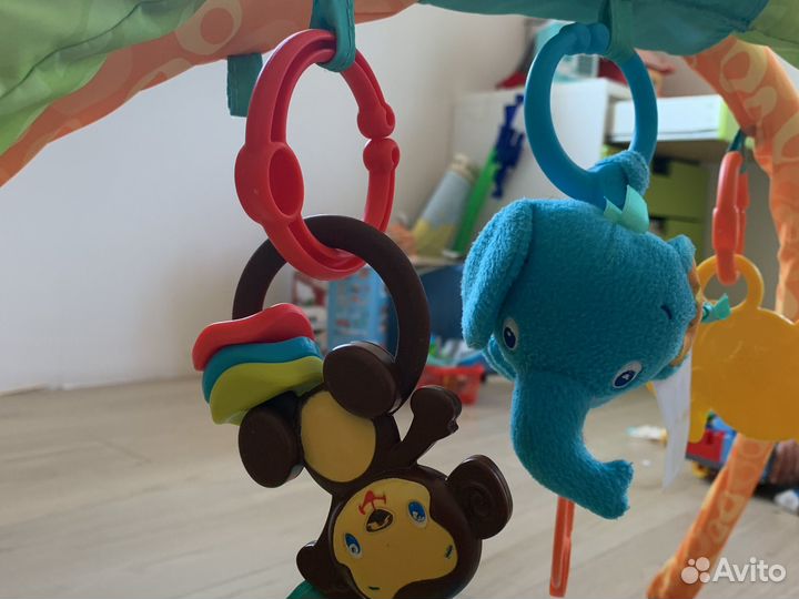 Развивающий коврик