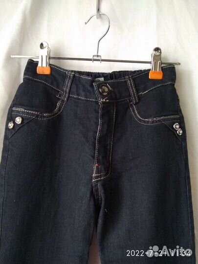 Джинсы для девочки утеплённые прямые новые