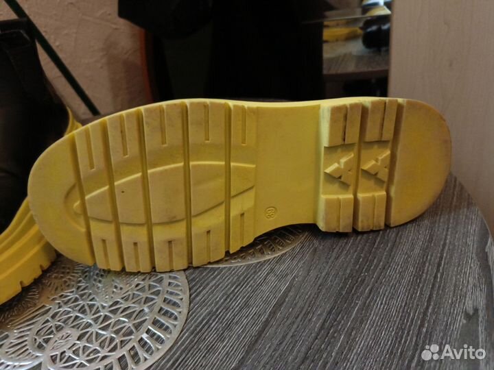 Ботинки Челси женские 39