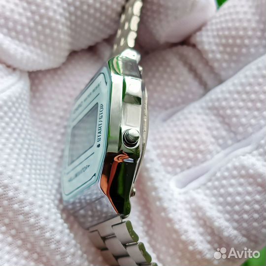 Модные ретро часы Casio illuminator