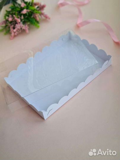 Коробки с пластиковой крышкой