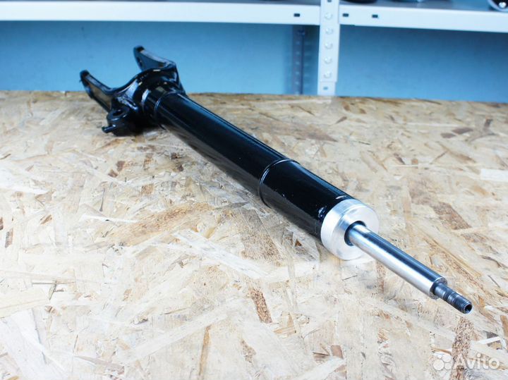 Амортизатор передний для Мерседес Mercedes W164