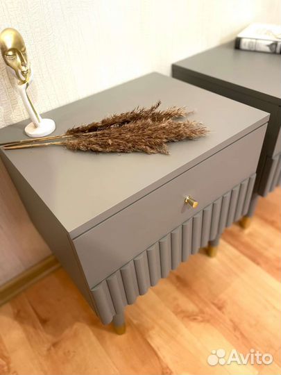 Тумба прикроватная