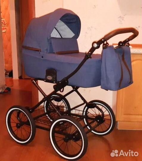 Детская коляска 3 в 1