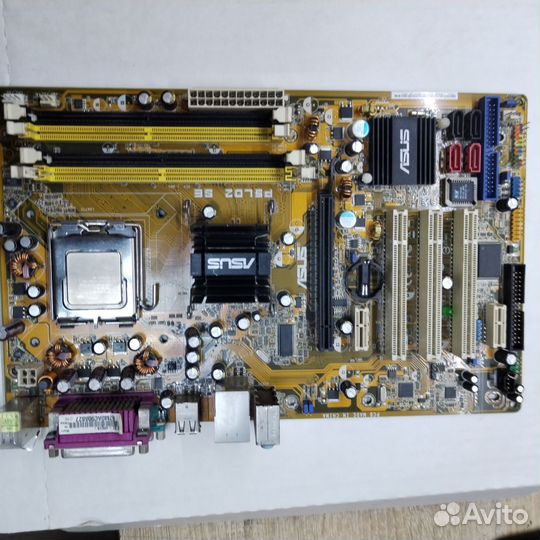 Материнская плата