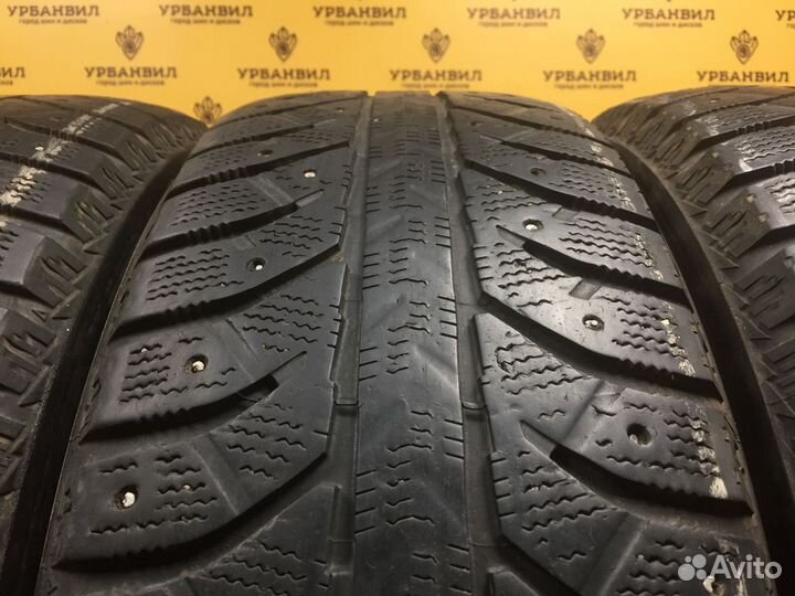 Bridgestone Ice Cruiser 7000 225/65 R17 106T