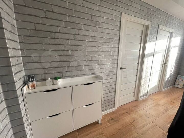 2-к. квартира, 53 м², 3/6 эт.