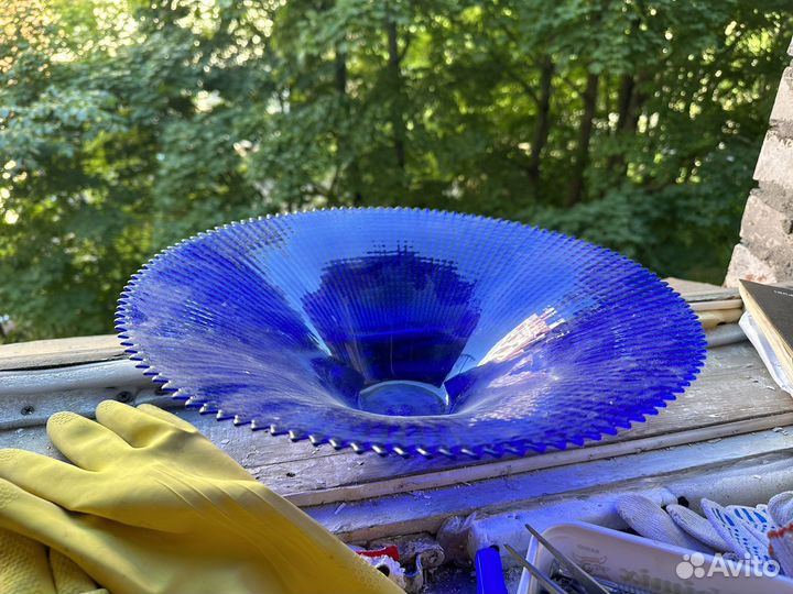 Стеклянное блюдо