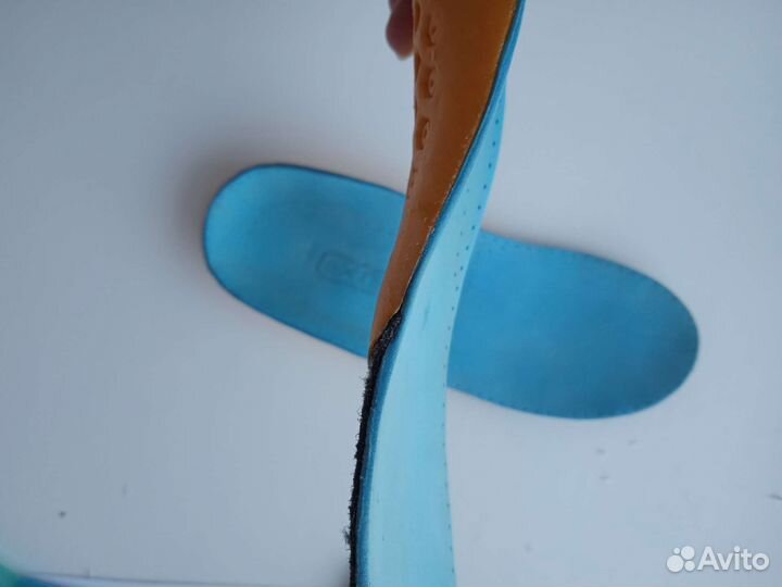 Ортопедические стельки (17 см)и 18,5 см