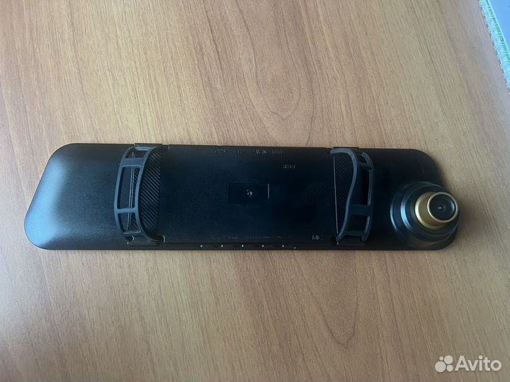 Зеркало с регистратором и камера заднего вида