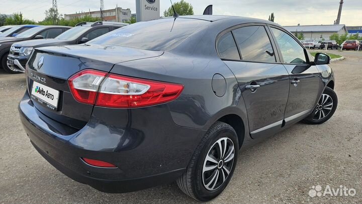 Renault Fluence 1.6 AT, 2011, 148 000 км