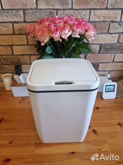 Сенсорное ведро умное ведро