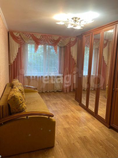 3-к. квартира, 64 м², 1/5 эт.