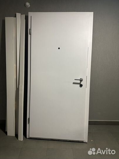 Дверь входная