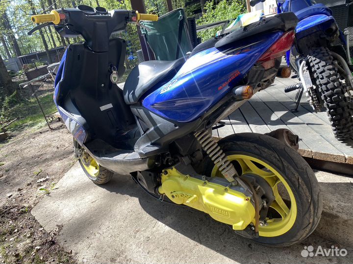 Yamaha aerox 100