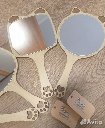 Зеркало с ручкой