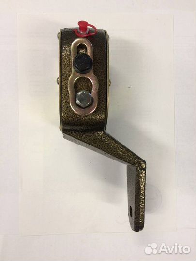 Трещетка тормозная заднего моста правая (белая