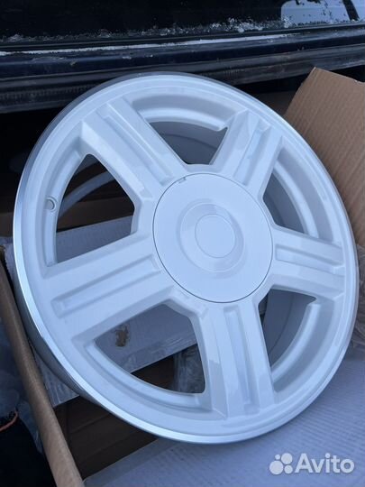 Торусы 15 белые новые