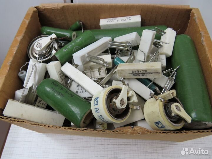 Конденсаторы и другие радиодетали