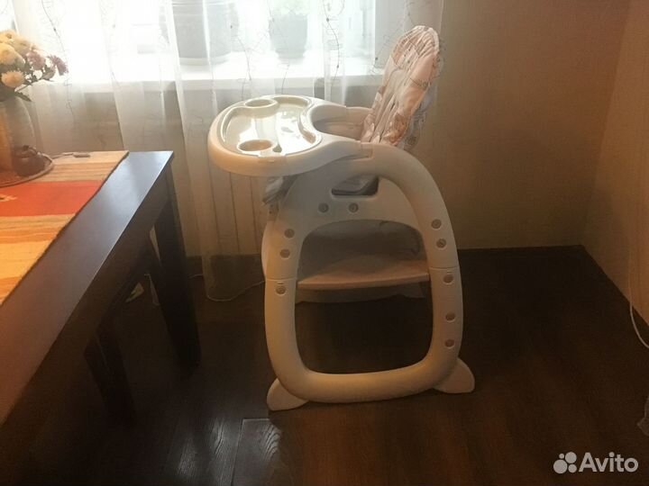 Стул для кормления 2 в 1 Babyton City