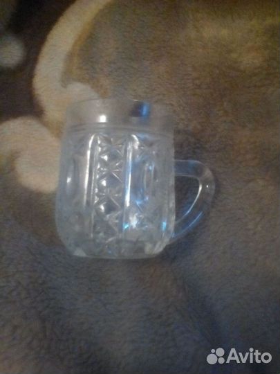 Стаканы и бокалы