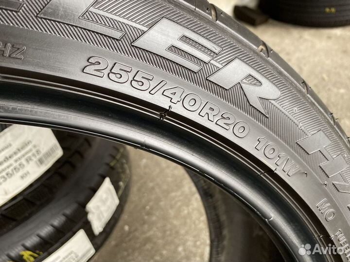 Bridgestone Dueler H/P Sport 255/40 R20 101W