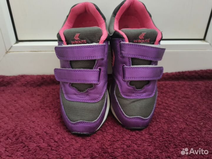 Кроссовки на девочку
