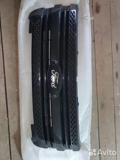 Решетка радиатора ford explorer