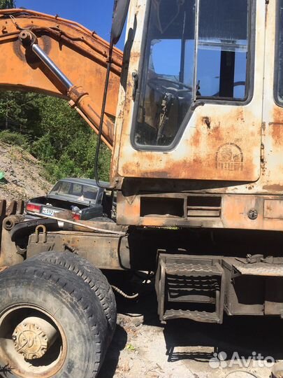Экскаватор эо 33211