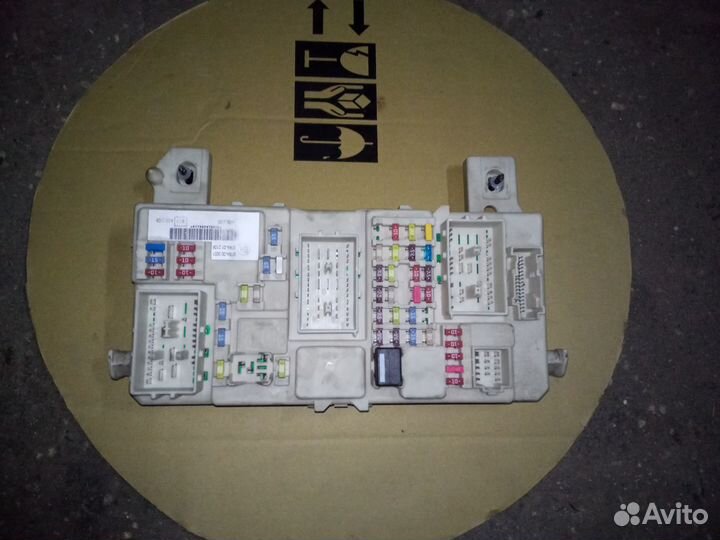 Форд Фокус 2 гэм блок предохранителей разборка