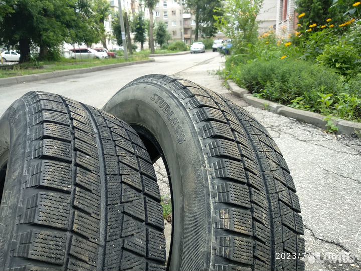 Bridgestone Blizzak Revo GZ 215/65 R16 98S
