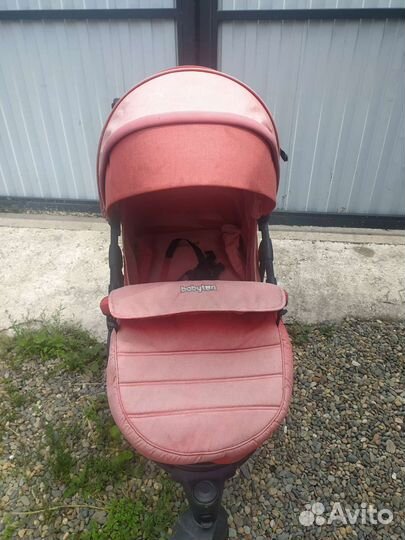 Прогулочная коляска