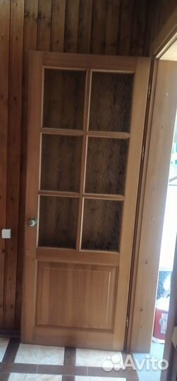 Дверь массив дерева бу