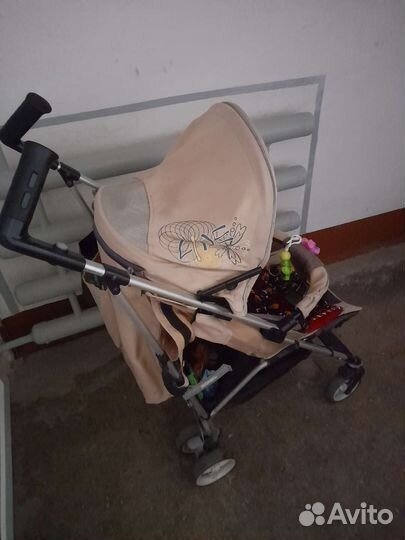 Прогулочная коляска