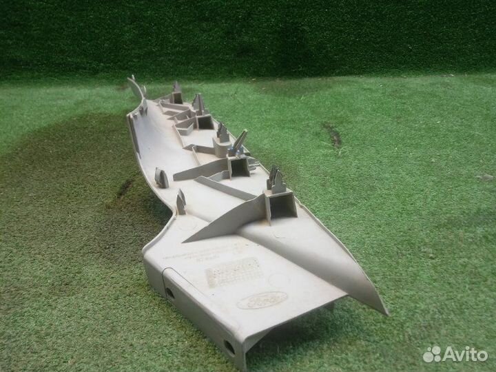 Обшивка стойки задняя левая Ford Focus 2 2005-2008