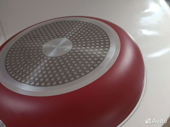 Сковорода 26 новая