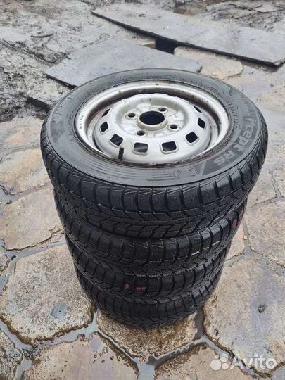 R13 Hankook DH03 175/65, PCD 0x170 DIA 13
