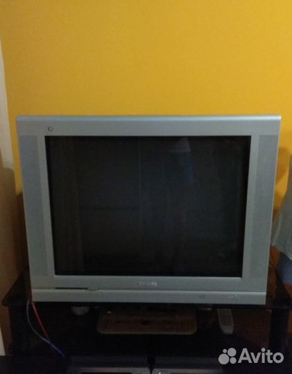 Продам телевизор philips