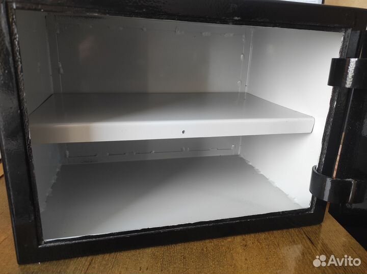 Сейф оружейный для хранения пистолета