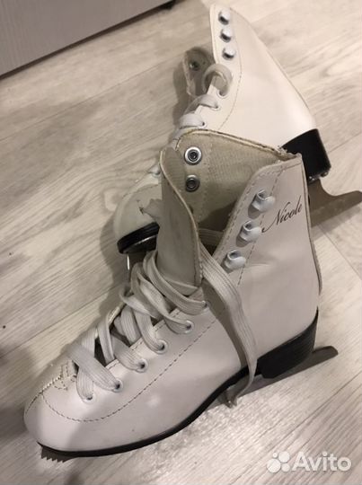 Коньки фигурные