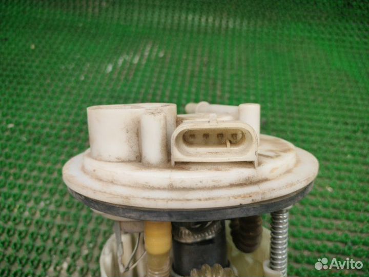 Насос топливный Лада Приора 2006