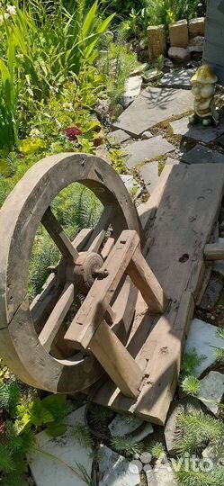 Старинное колесо