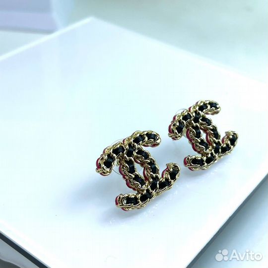 Серьги Chanel