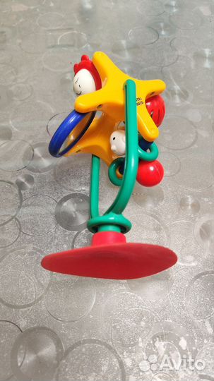Игрушка на присоске