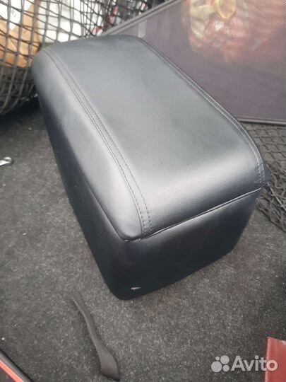 Подлокотник шкода октавия а7