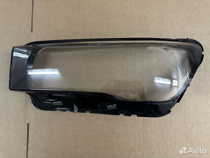 Стекла фар на Geely Monjaro