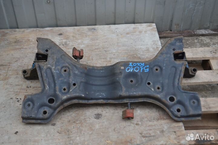 Балка передней подвески